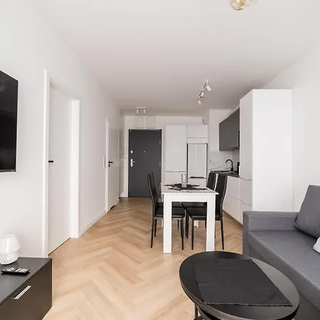 Stacja Jezyce Lavish By Bookinghost Appartement *