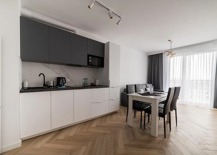 Stacja Jezyce Lavish By Bookinghost Appartement *