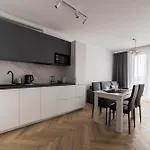 Stacja Jezyce Lavish By Bookinghost Apartment *
