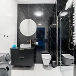 Apartment Stacja Jezyce Lavish By Bookinghost Poznan