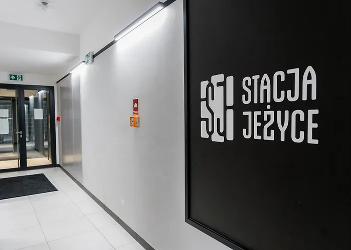 Stacja Jezyce Lavish By Bookinghost Апартаменти *