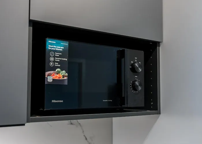 Stacja Jezyce Lavish By Bookinghost Познань